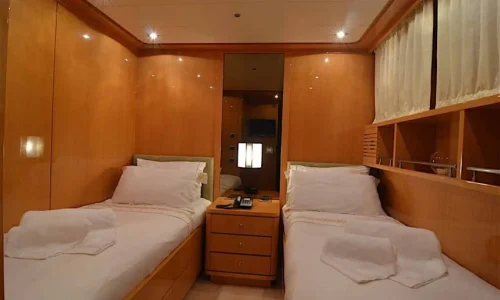 Aren-Yachting-Aren-MB-412-16-850x510-1