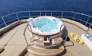 Aren-Yachting-Motor-Yacht-Megante-M-8-850x510-1