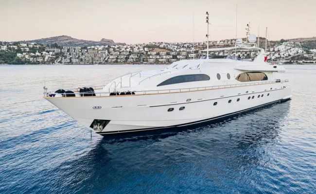 Aren-Yachting-Motoryacht-Sanref-Falcon-115-2-850x510-1