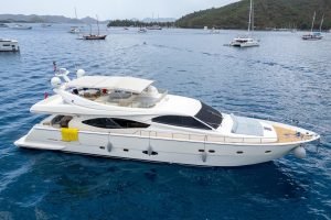 Ferretti-F760-2004-3