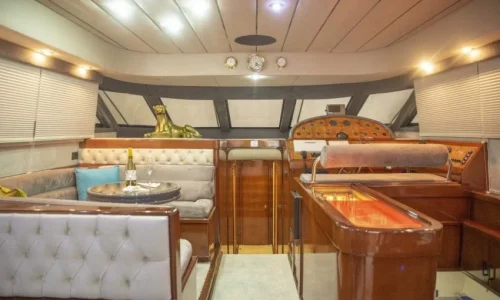 Motoryat-Sirocco-Aren-Yachting-14-850x510-1