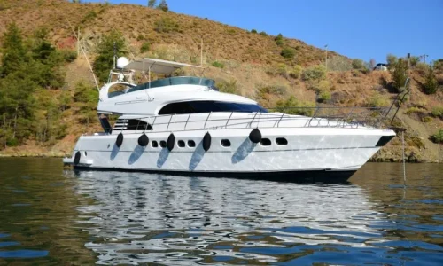 Motoryat-Sirocco-Aren-Yachting-16-850x510-1