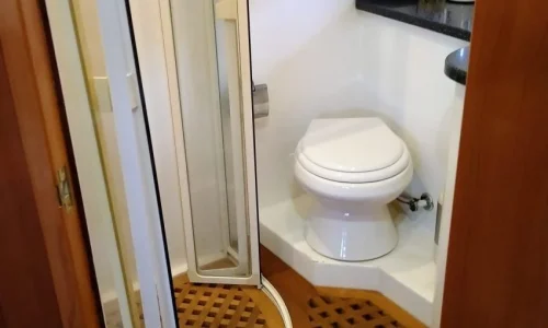 Motoryat-Sirocco-Aren-Yachting-19-850x510-1