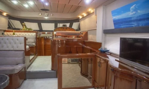 Motoryat-Sirocco-Aren-Yachting-2-850x510-1