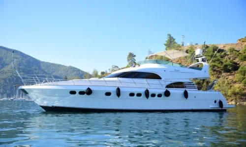 Motoryat-Sirocco-Aren-Yachting-4-850x510-1