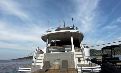 WhatsApp-Image-2023-12-07-at-21.59.06-2